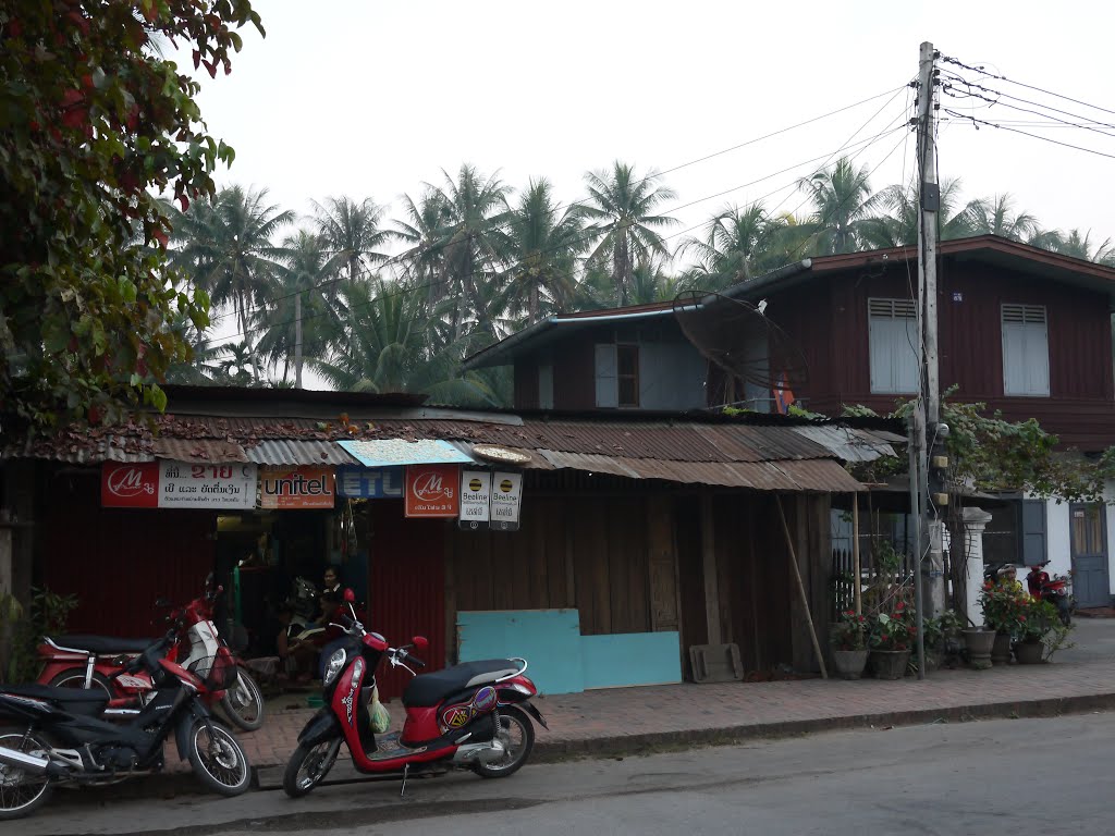 Luang Prabang by Sven Mueller