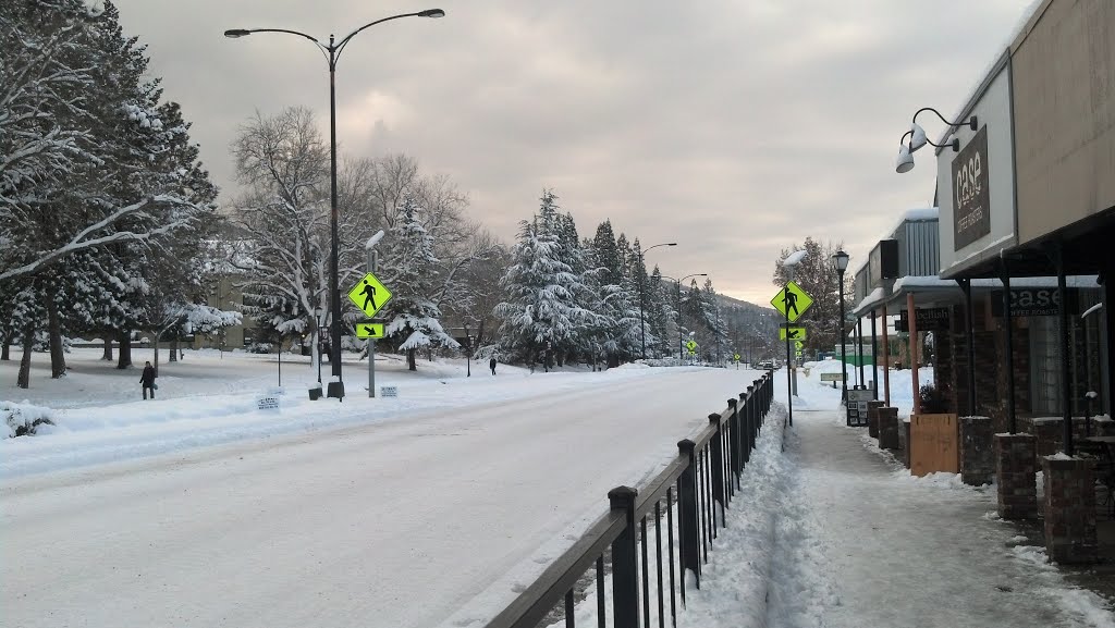 Snow Day in Ashland by fbg2007