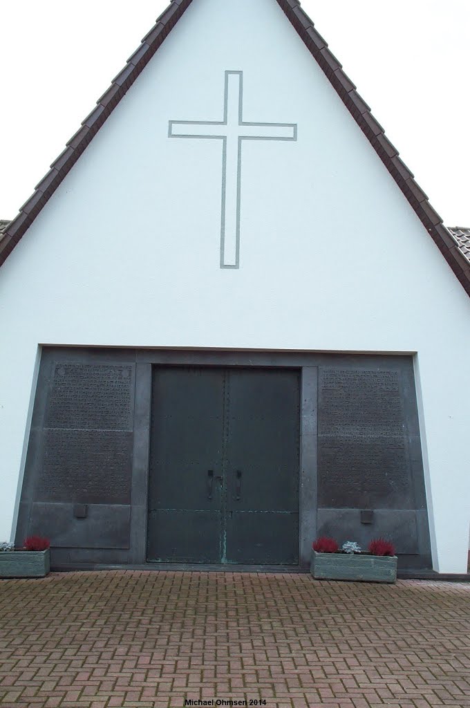 WW II-Opferdenkmal in Kirchheim/Weinstr. by Michael Ohmsen