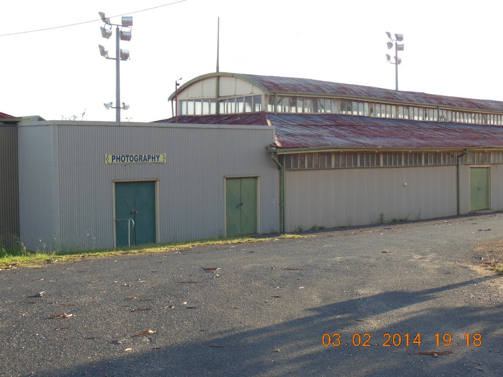 Parkes - Showground, Photography Pavillion - 2014-02-03 by sandyriva