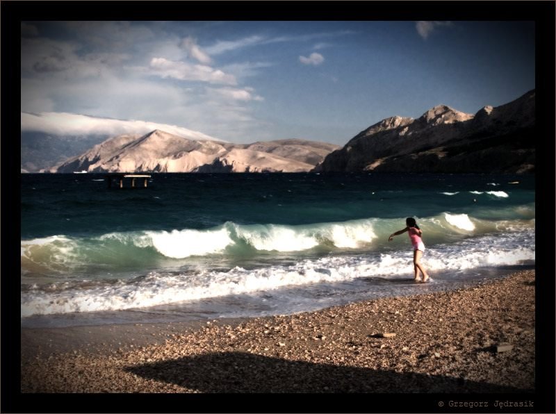 Stara Baska on the beach by Grzegorz Jędrasik (h…