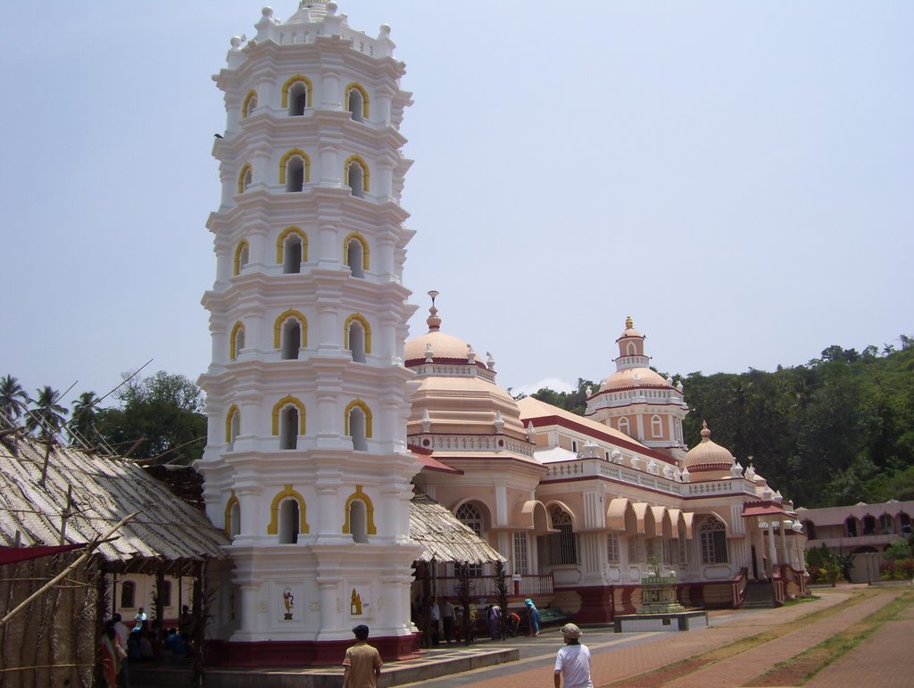 Mangeshi Temple Goa by Vikas Rai