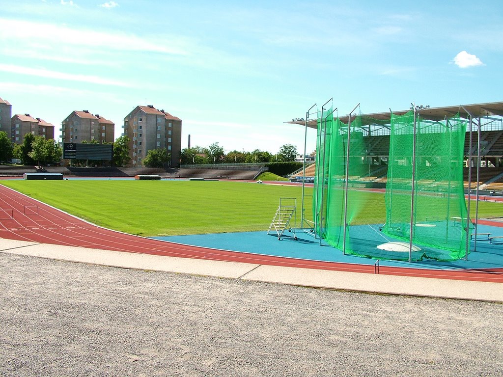 Running track in Turku by chunkyn