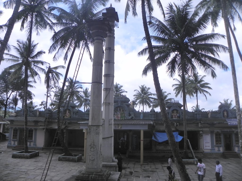 KALASESHWARA TEMPLE, KALASA, CHIKMAGALURU by ALENDE DEVASIA