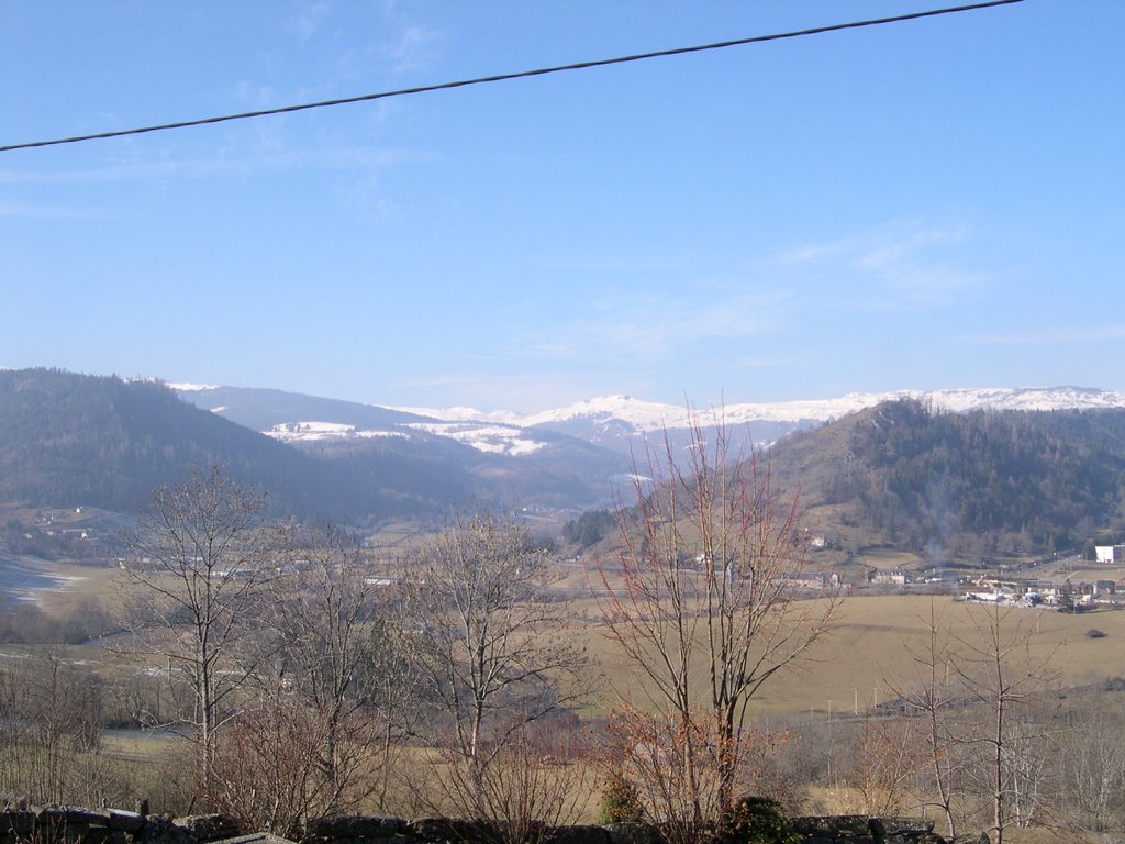 La Vallée de l'Alagnon à Murat vue Depuis le Village de Bredons by Damien41