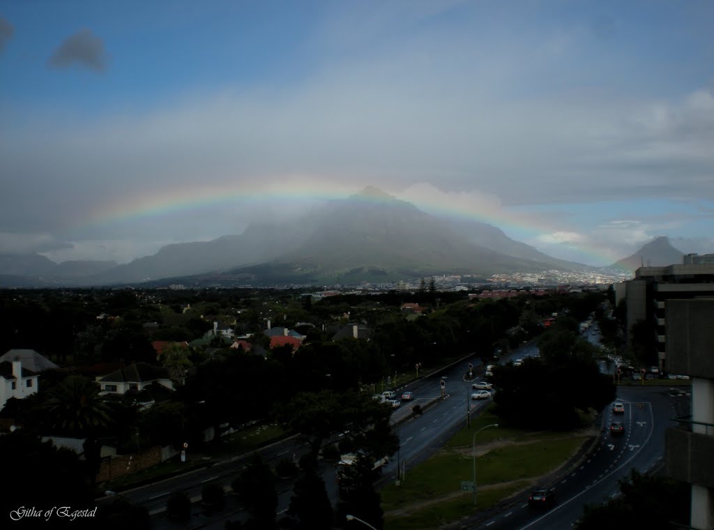 Rainbow dome over Devils Peak by Githa of Egestal