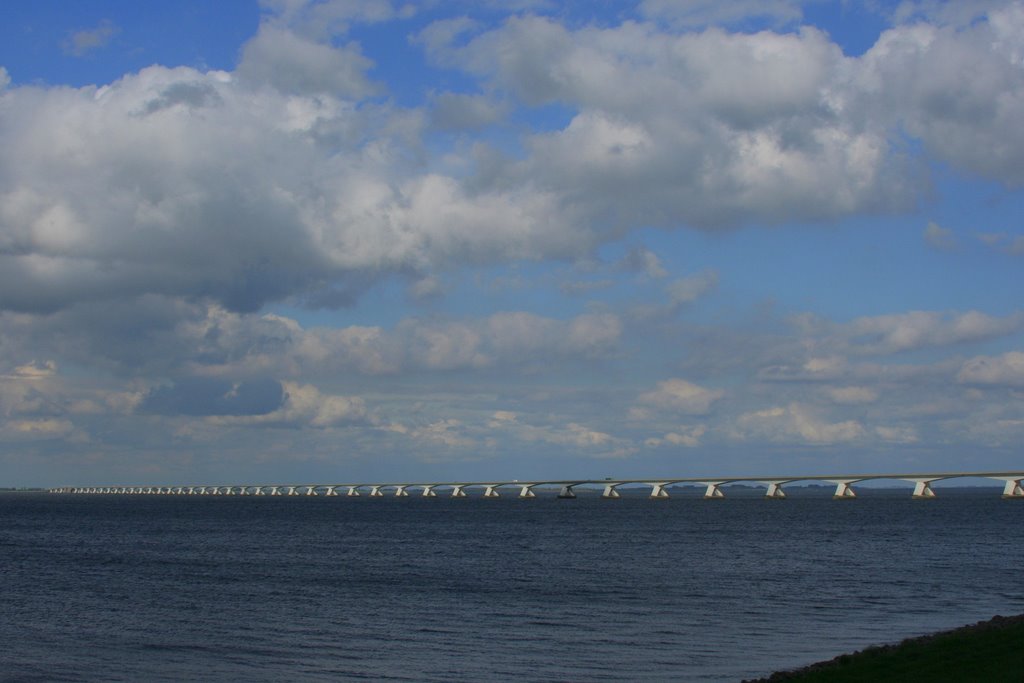 Zeelandbrug by avelthuis