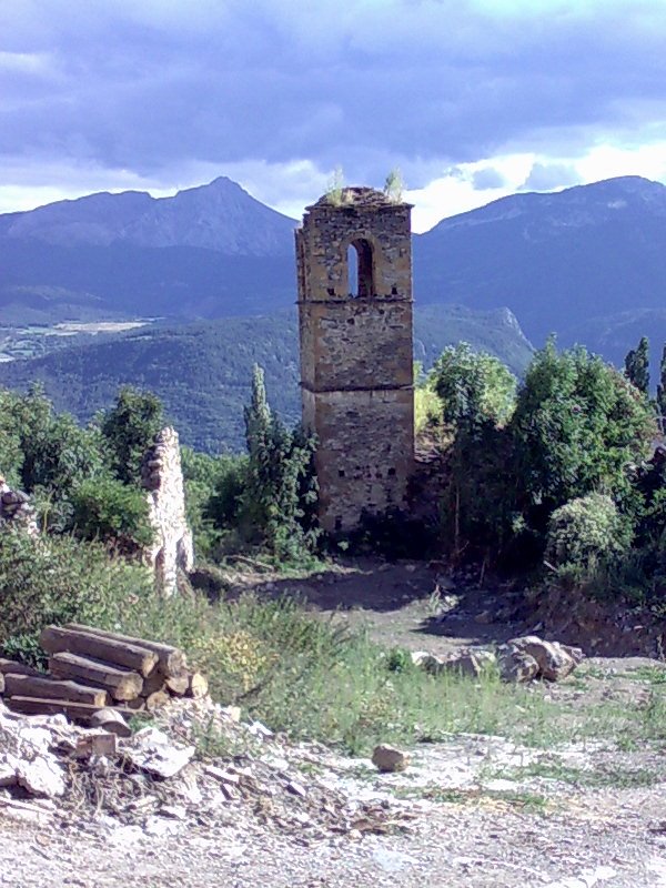 Iglesia biella de Remastué by >>päntarheî<<