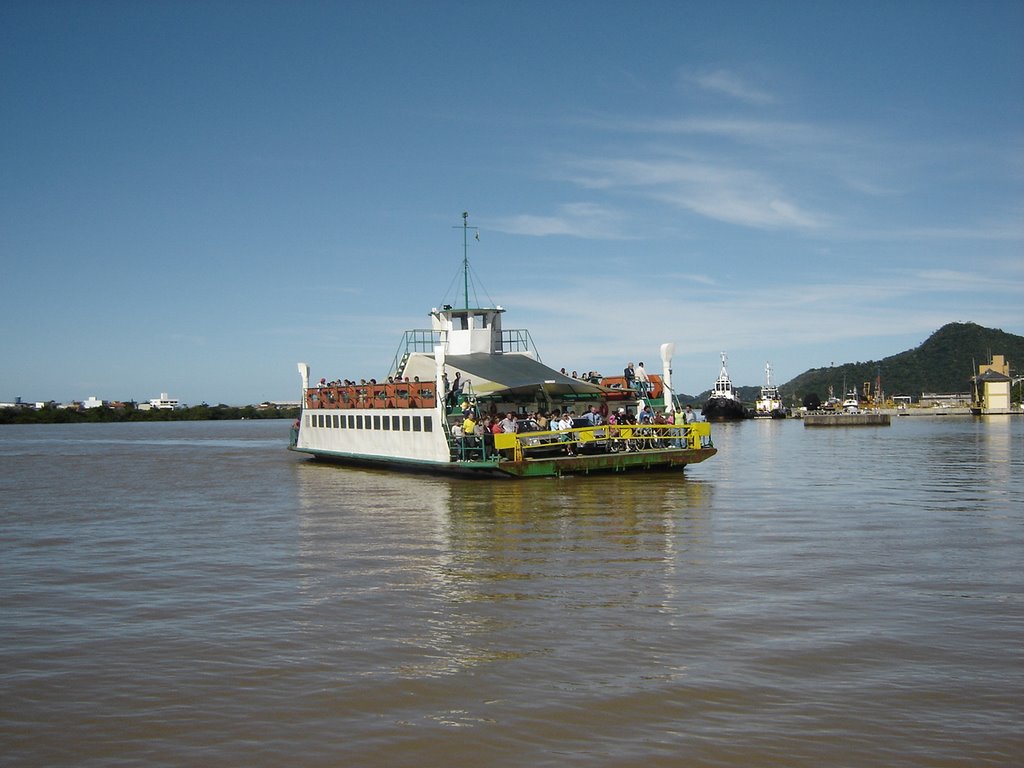 Balsa Itajaí/Navegantes - Rio Itajai-Açu - BRASIL by Romão