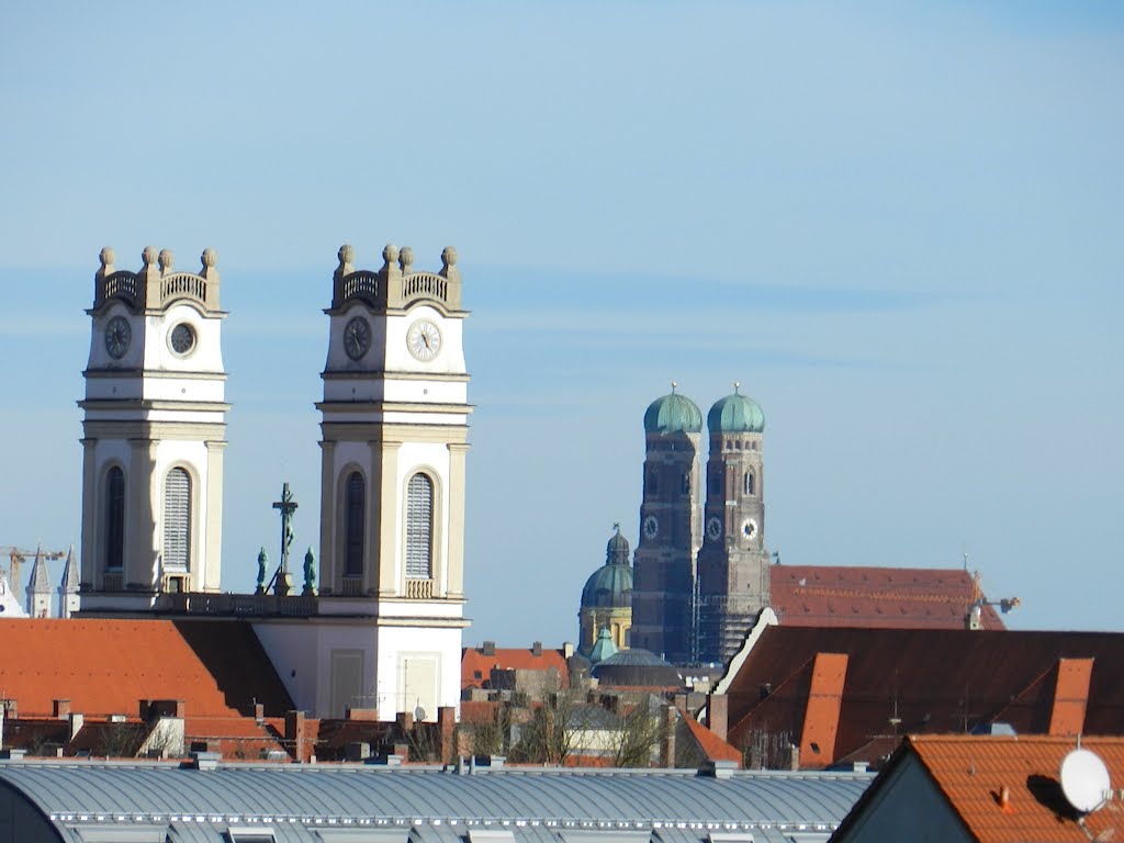 Münchner Kirchen by Familie Pustylnik