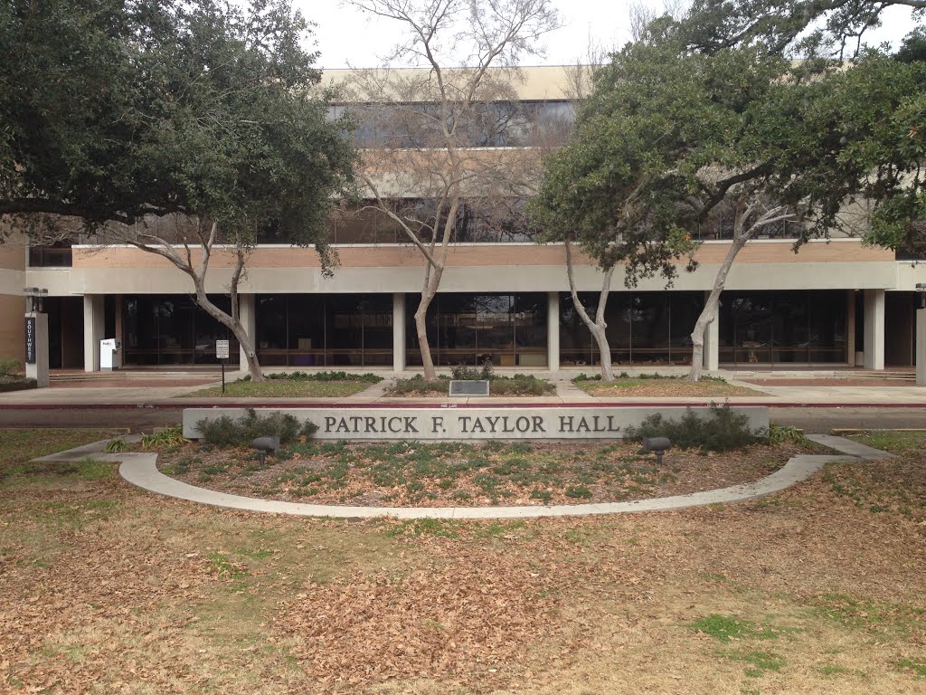 Patrick Taylor Hall by LSU2003MPA