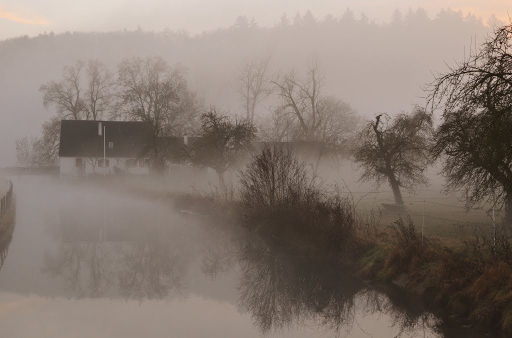 Abendnebel im Eselsburger Tal by PeSchn