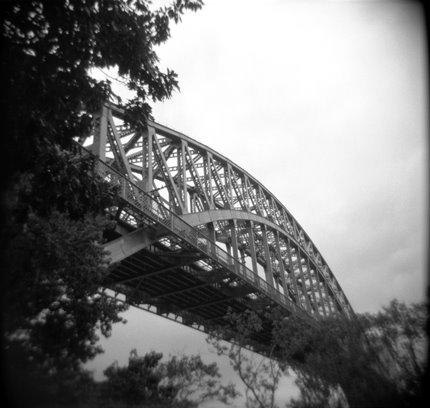 Hell Gate Bridge (from Astoria Park) by dom1908