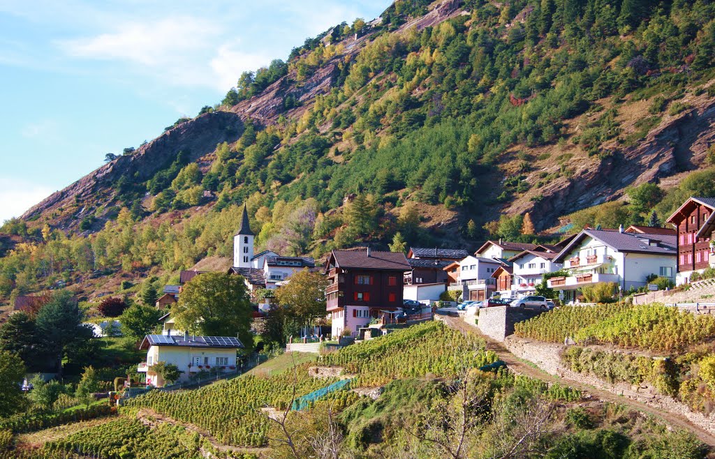 Sankt German - Commune de vignerons by Charly-G. Arbellay