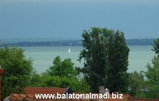 Http://www.balatonalmadi.biz by balmadi