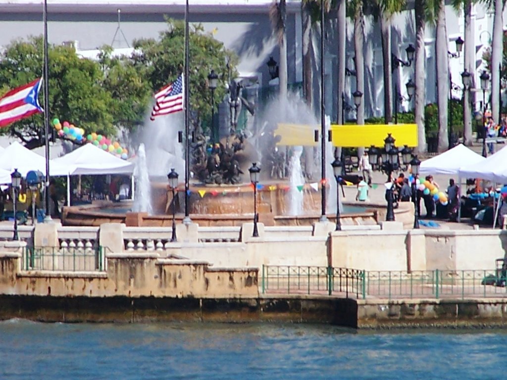 Fountain in San Juan by Derek Chandler