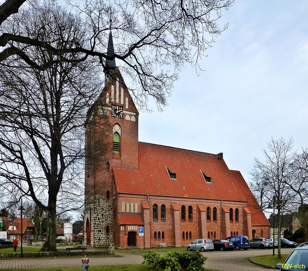 St. Antonius Kirche Bispingen by Robert (elch)