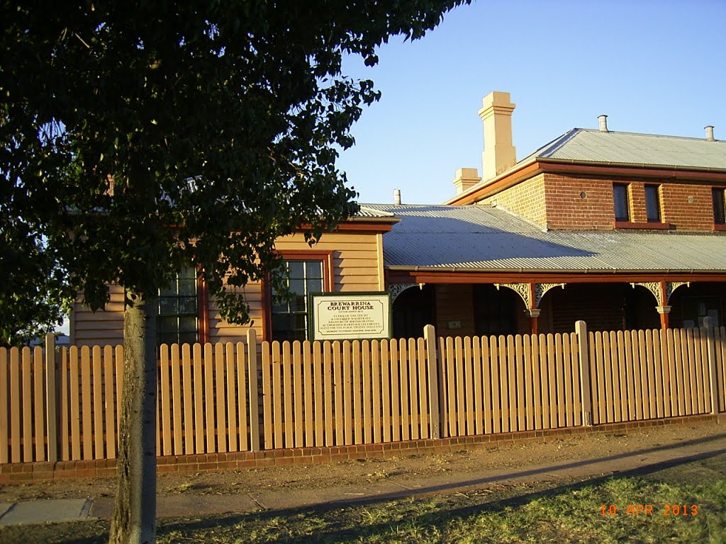 Brewarrina - Court House - 2013-04-12 by sandyriva