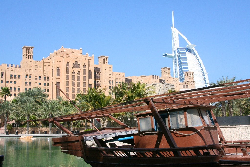 VAE - Dubai - Madinat Jumeirah by Styve Reineck