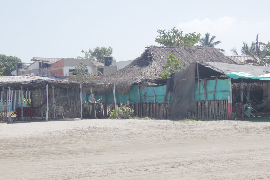 Ventas estacionarias by registro de playas