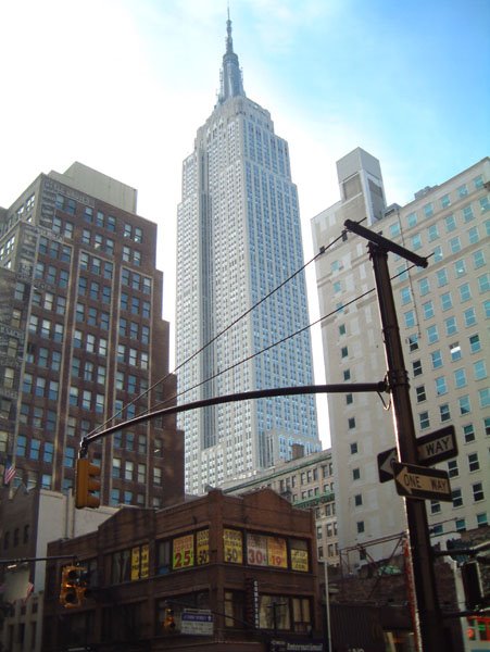 Empire State, NY by Edson Mochizuki