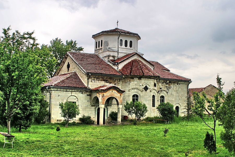 Arapovski monastery, the church Sveta Nedelia by G Kesmev