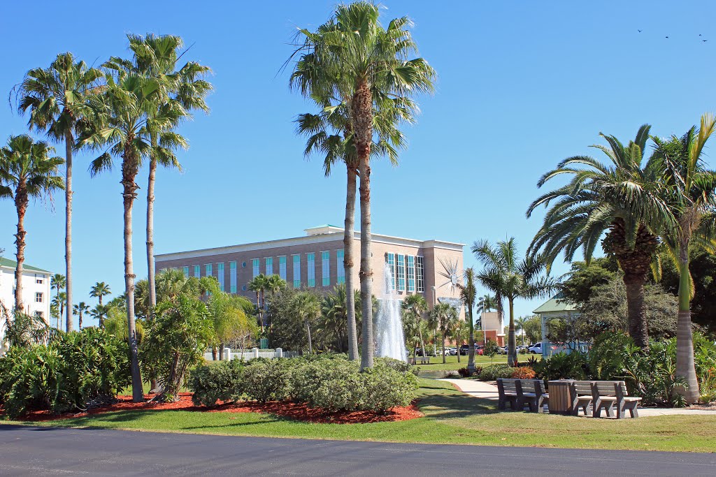 Charlotte County Justice Center by Mike Kurtzman