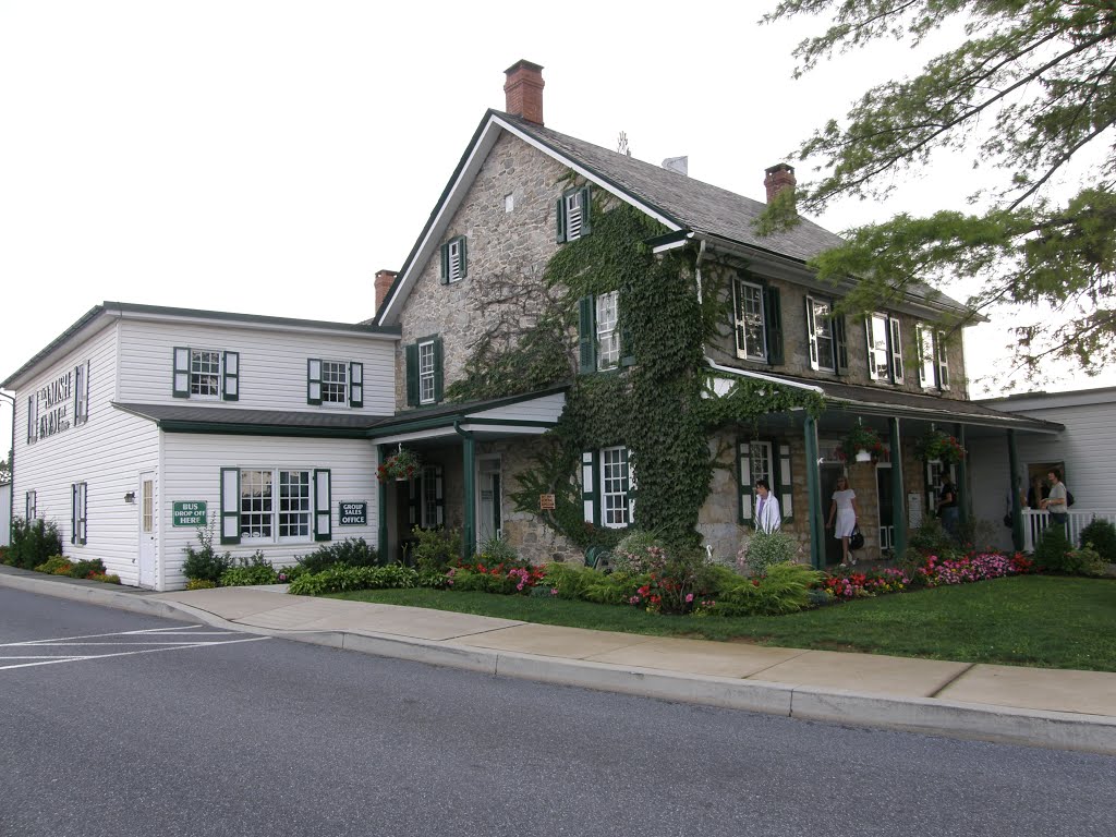 Amish Farm and House East Lampeter Pennsylvania USA by www.berendt-info.de