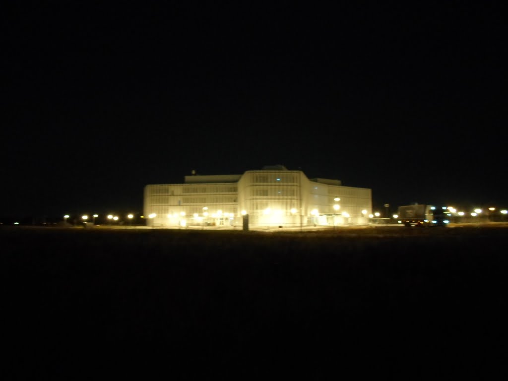 House of Disabled People's Organisations in Taastrup at Night by do.ki