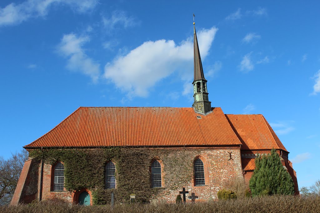 Kirche St. Marien in Witzwort by Frauke Feind