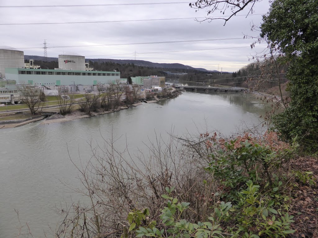 Aare bei Böttstein mit KKL Döttingen by bienenritter