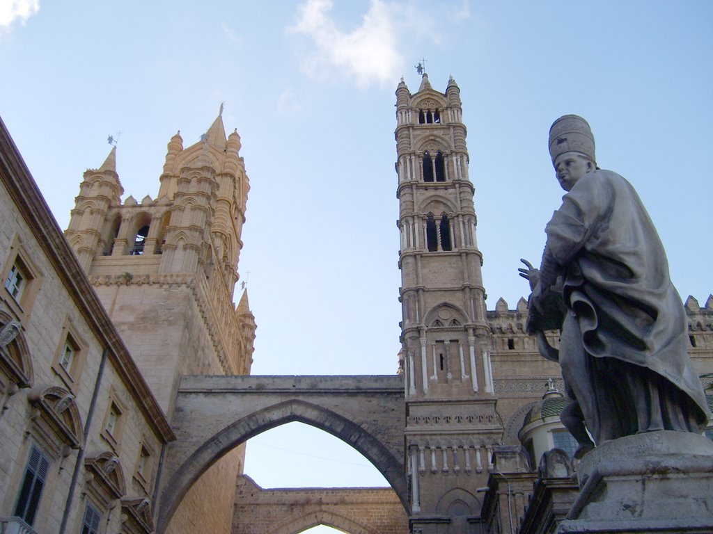 Italy - Sicilia - Palermo - Duomo. by Vittorio Salatiello