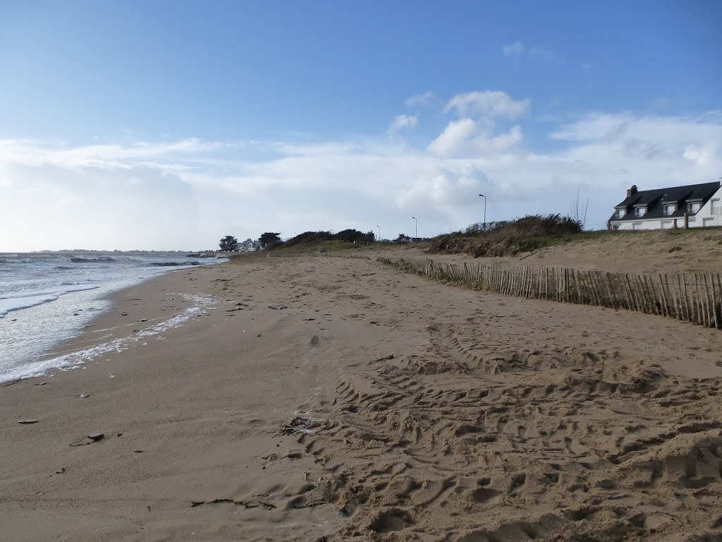 La plage de kervoyal a damgan by chisloup