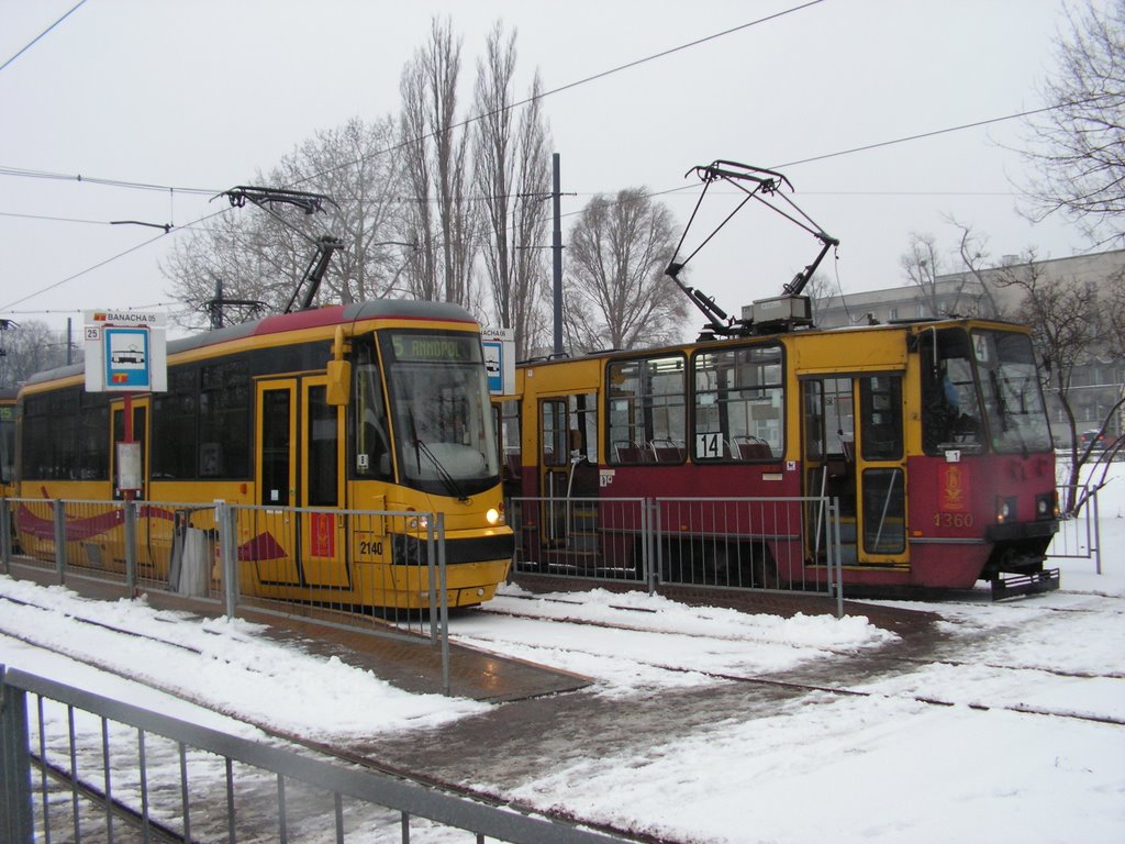 123N & 105Na at Banacha station by matemaciek