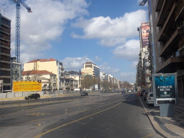 Avenida da República by Pedro Rodrigues