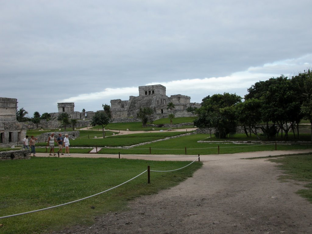 Tulum 3 by J C HorEll