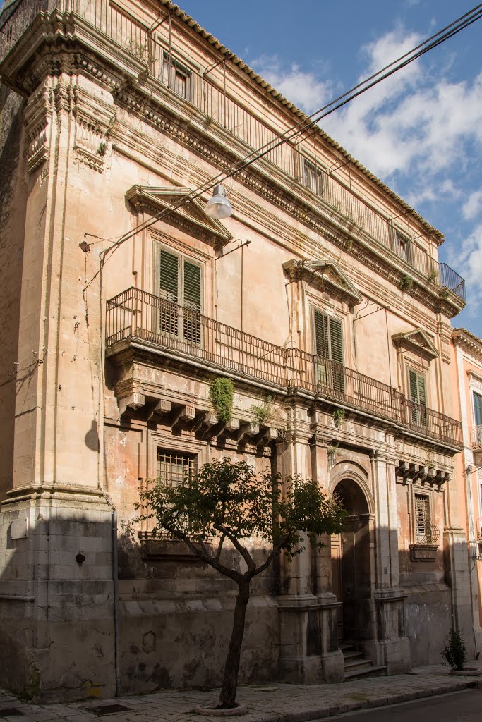 Palazzo Bertini ex Palazzo Floridia, UNESCO World Heritage Site, Ragusa, Italy. by Nicola e Pina in Sicilia