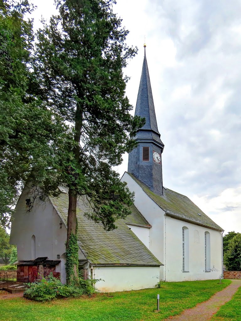 Mittweida OT Ringethal - Romanische Dorfkirche (erb. im 12. Jh.) by Rudolf Henkel