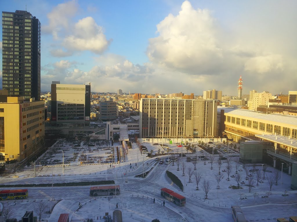 朝日と雪景色の新潟駅 by cameron525i