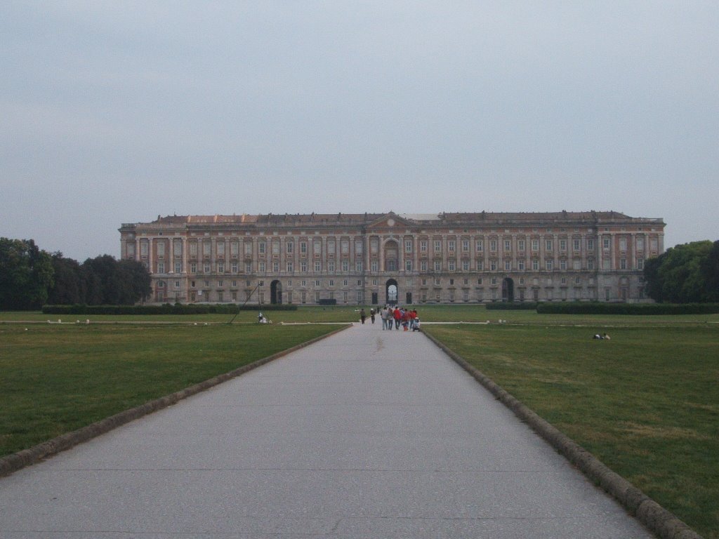 Reggia di Caserta by giova58