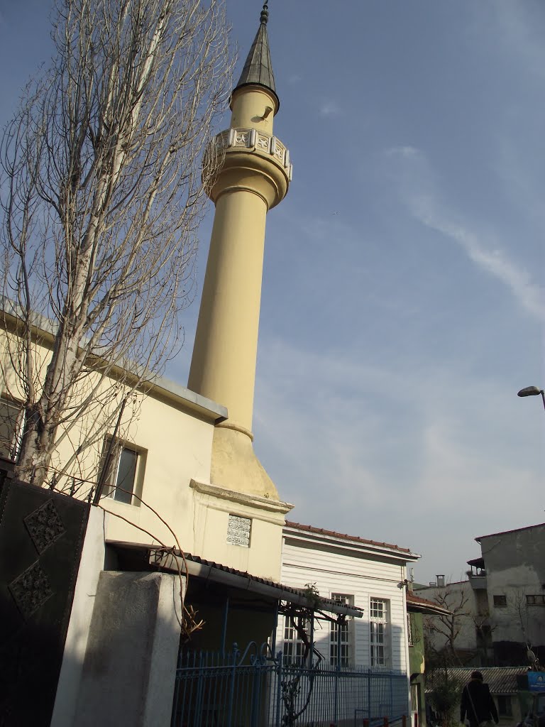 Beşiktaş, Vişnezade, Şenlik Dede Camii by Kasım OKTAY