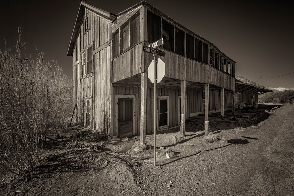 Keeler Depot by teton22