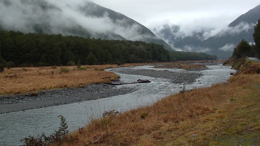 Maruia River, Murchison, South Island, New Zealand by Dave Corban