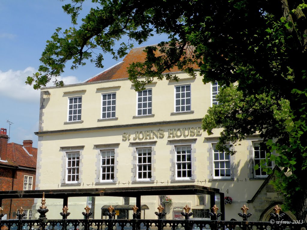 Winchester, St John's House by © wfmw