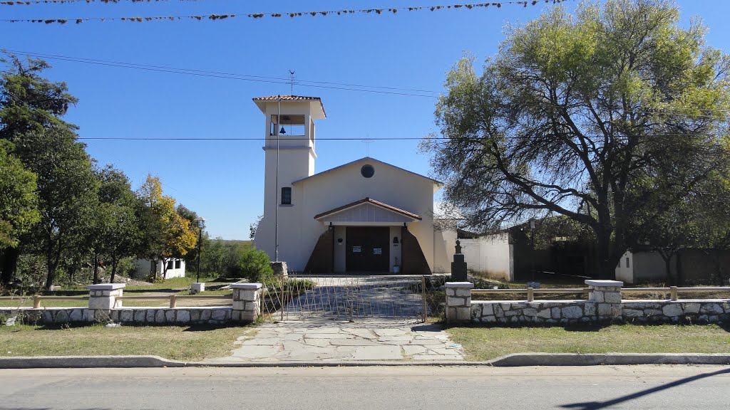 Iglesia del Valle by Villa Giardino