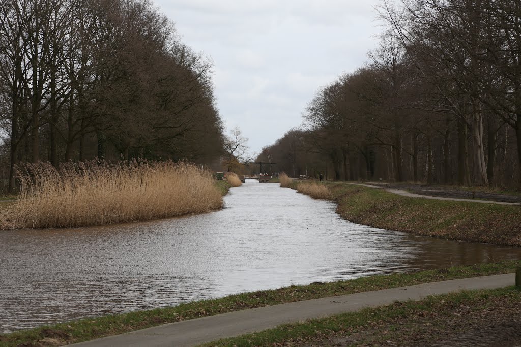 Kanaal Almelo Nordhorn by www.binnenvaartinbeeld.com