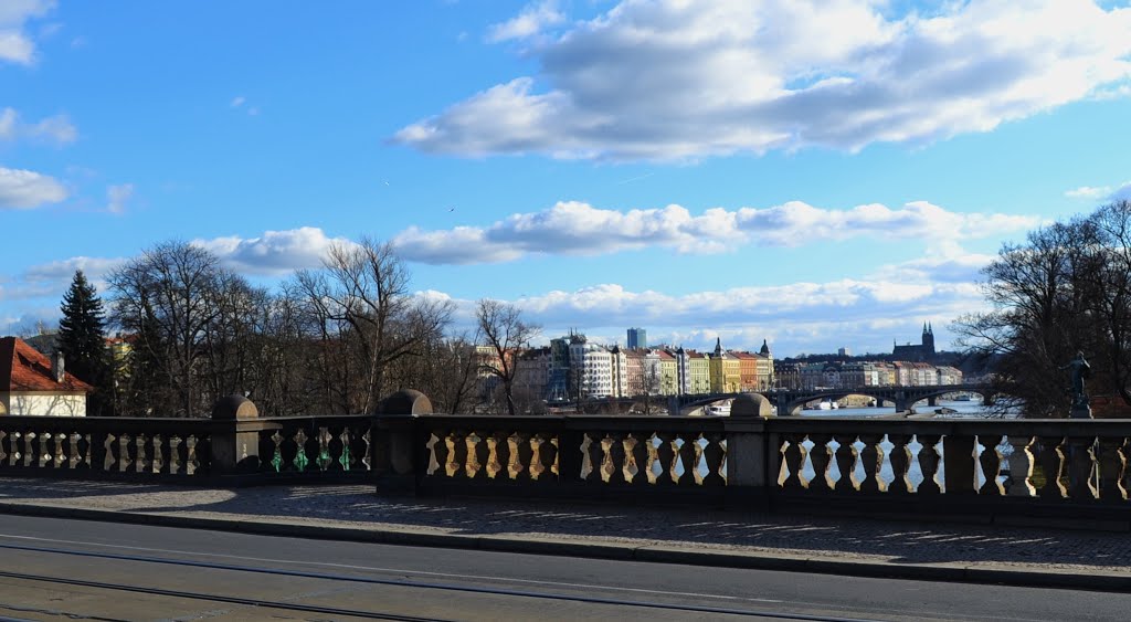 Prague, Dancing House, Basilica St. Peter and Paul + Vyšehrad - the first seat of Czech of kings by DanaSun