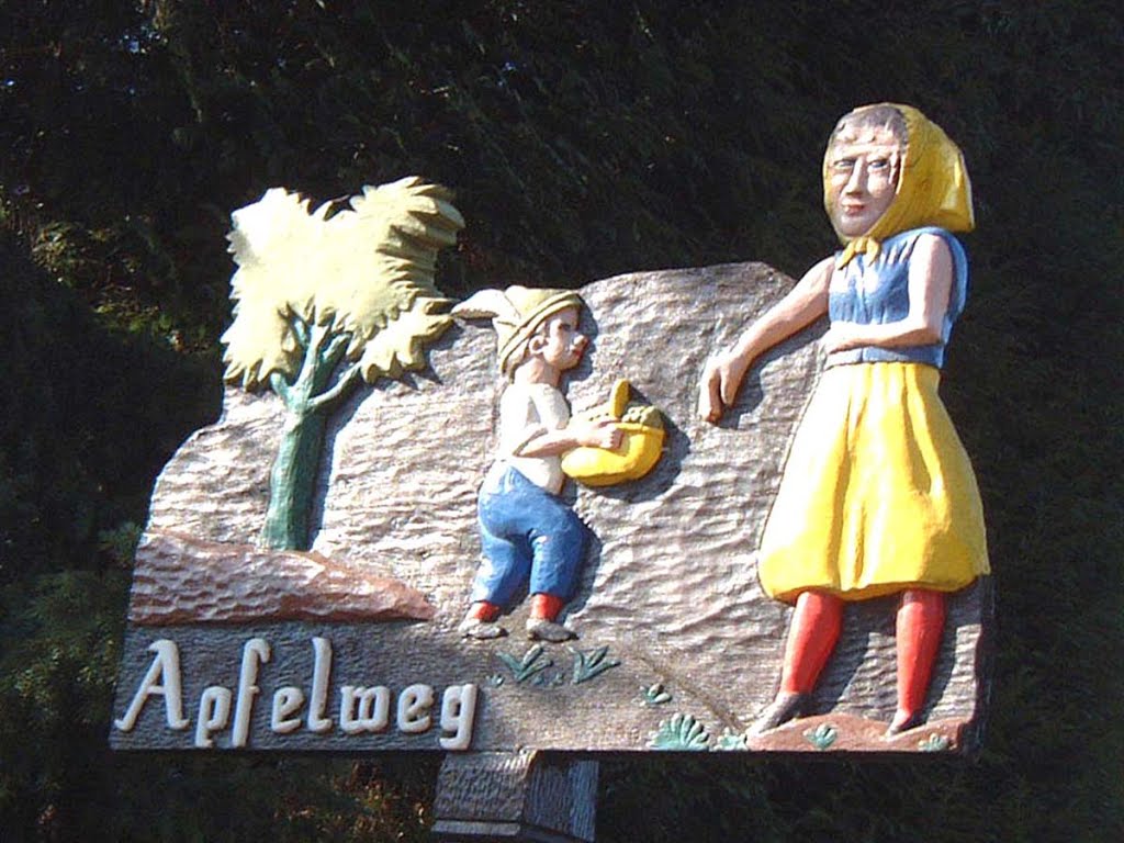 Apfelweg in Rheydt by hefoerster