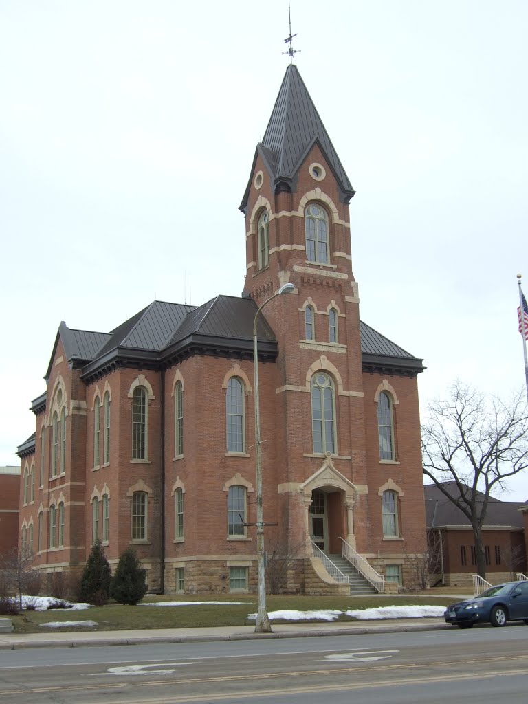 Nicollet County Court House by rmonseth