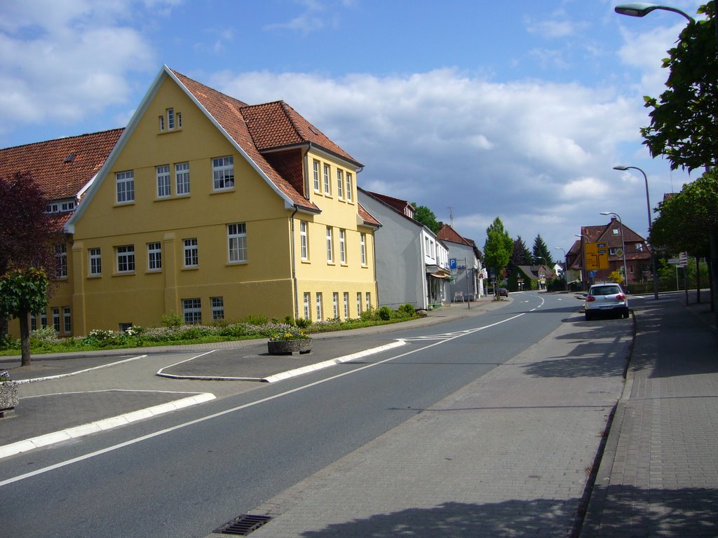 Die Banhofsstraße by D.Tetzner